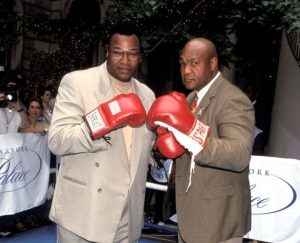 George Foreman Penipu Terbesar? Ini Kata Larry Holmes!